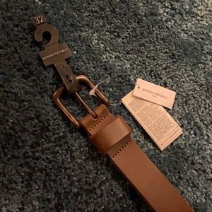 Banana republic belt 32